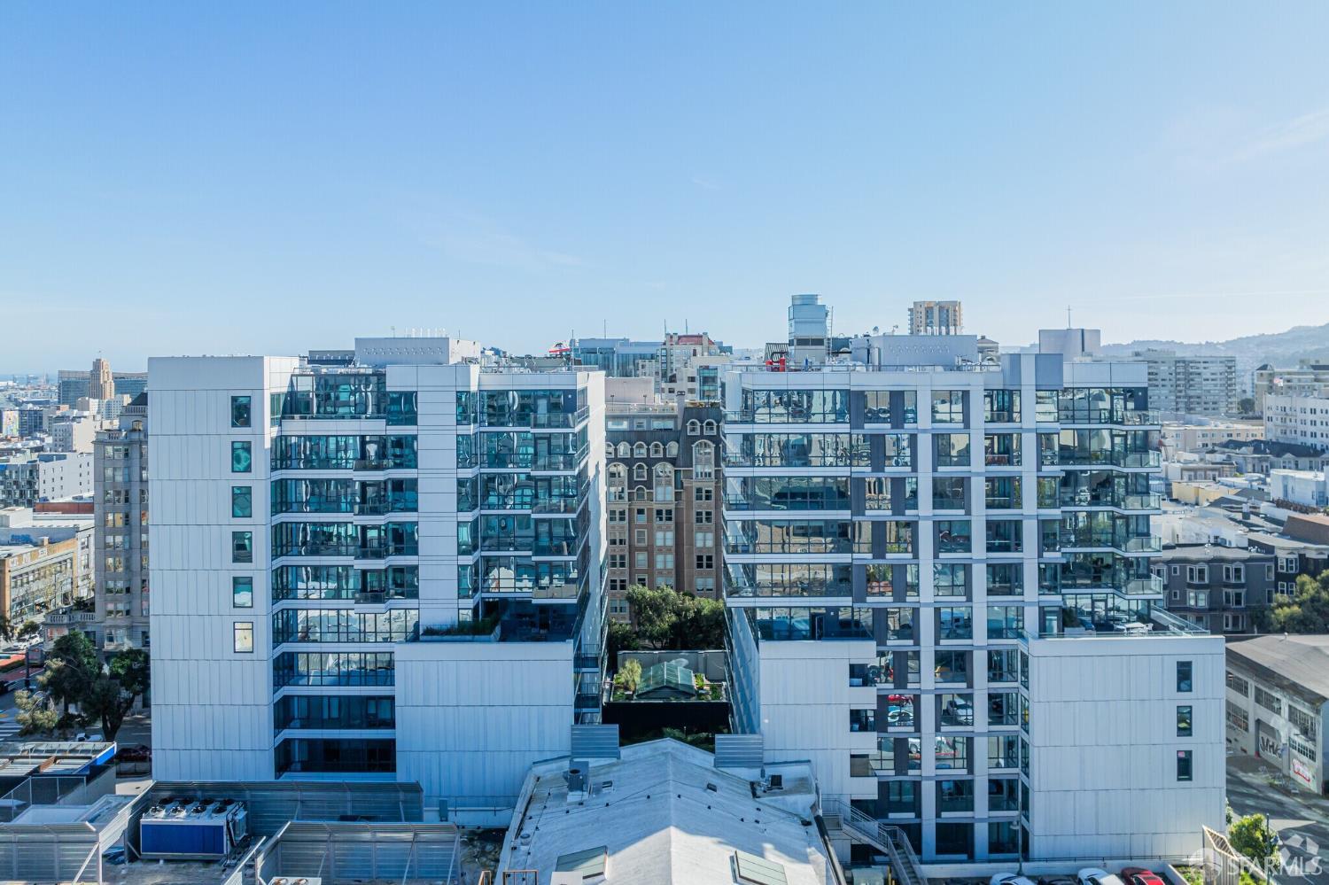 Photo #11: 426105663 Listing: Photo #11