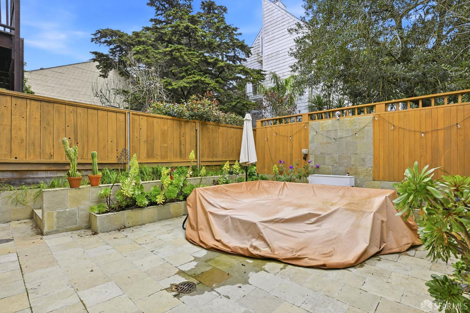 Detail Gallery Image 23 of 28 For 1671 Hayes St, San Francisco,  CA 94117 - – Beds | – Baths