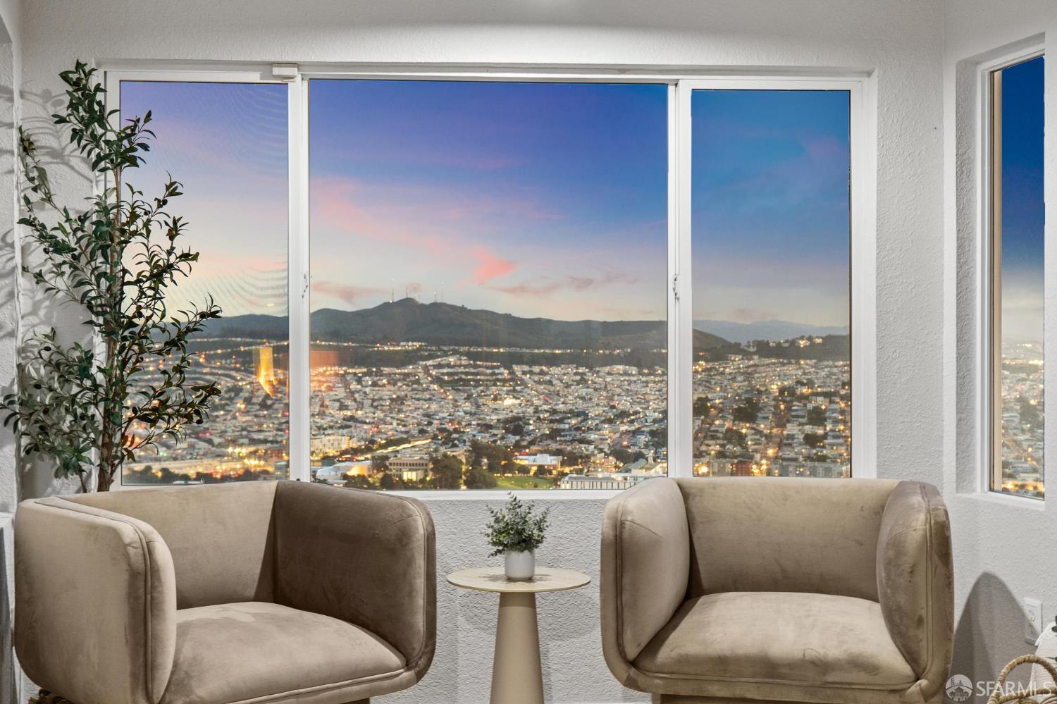 Detail Gallery Image 18 of 83 For 221 Cresta Vista Dr, San Francisco,  CA 94127 - 4 Beds | 3 Baths