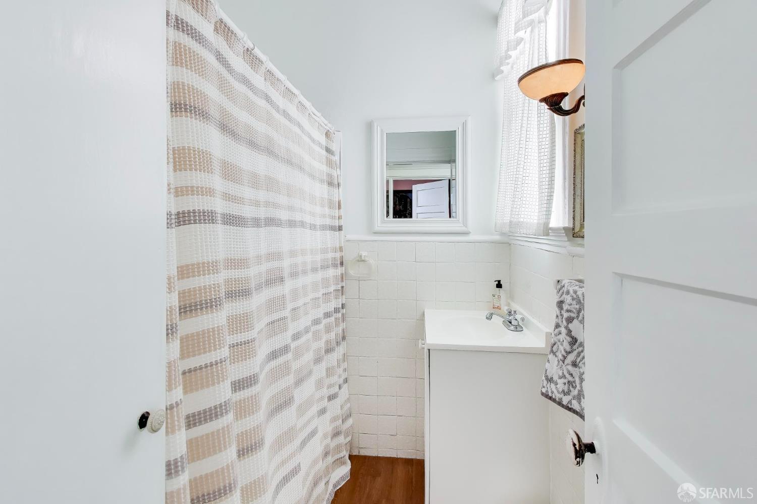 Detail Gallery Image 40 of 42 For 1228 12th Ave, San Francisco,  CA 94122 - – Beds | – Baths