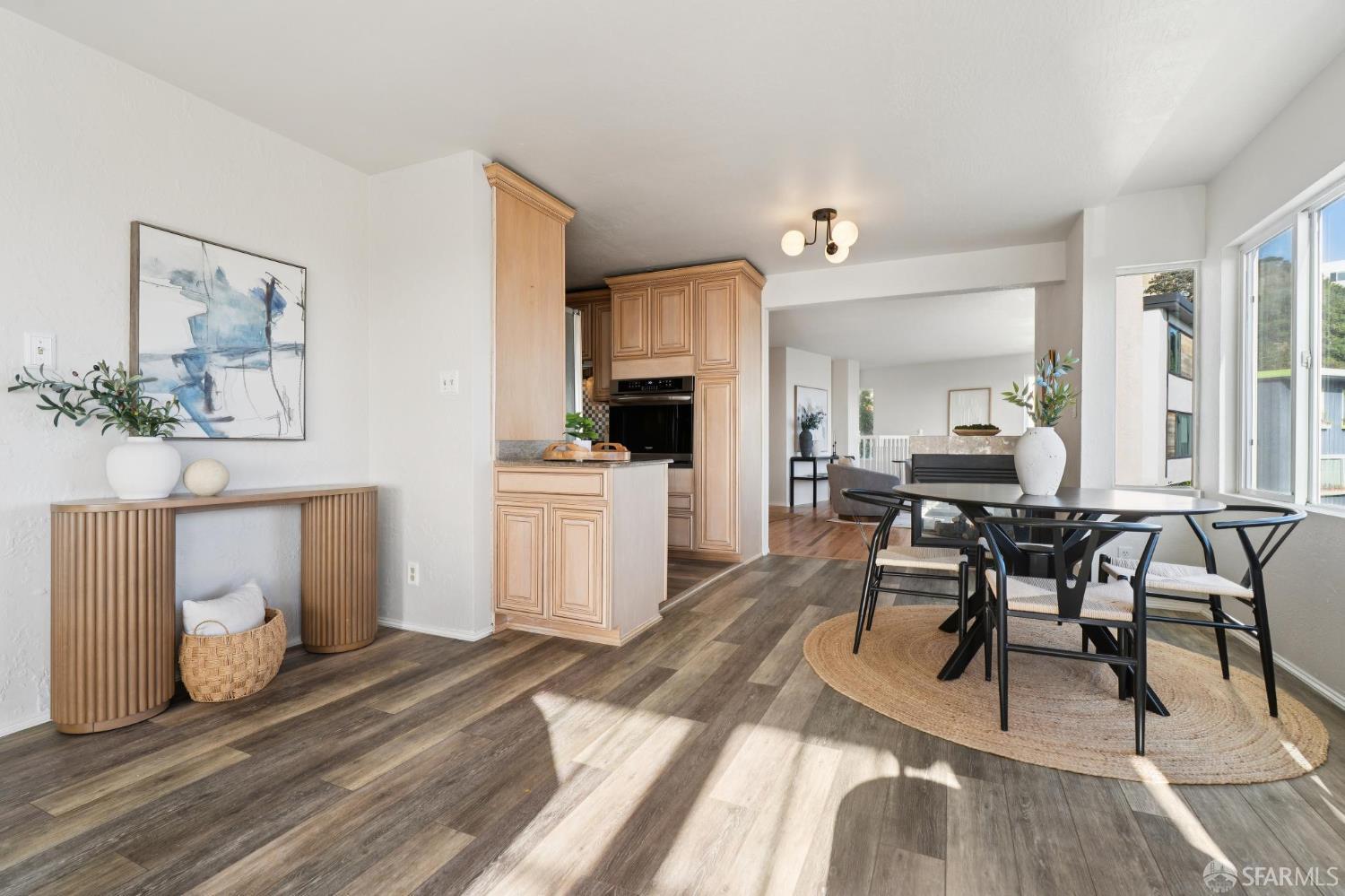 Detail Gallery Image 37 of 83 For 221 Cresta Vista Dr, San Francisco,  CA 94127 - 4 Beds | 3 Baths