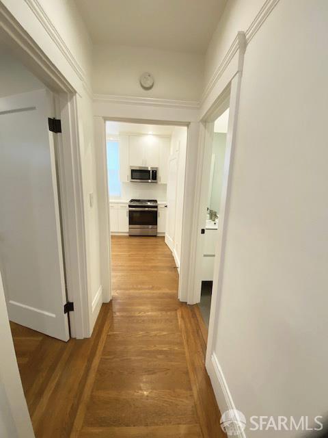 Detail Gallery Image 8 of 27 For 2385 18th Ave, San Francisco,  CA 94116 - 1 Beds | 1 Baths