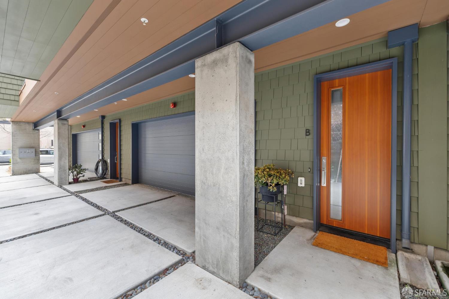 Detail Gallery Image 6 of 45 For 1536 Cherry St #B,  San Carlos,  CA 94070 - 3 Beds | 2/1 Baths