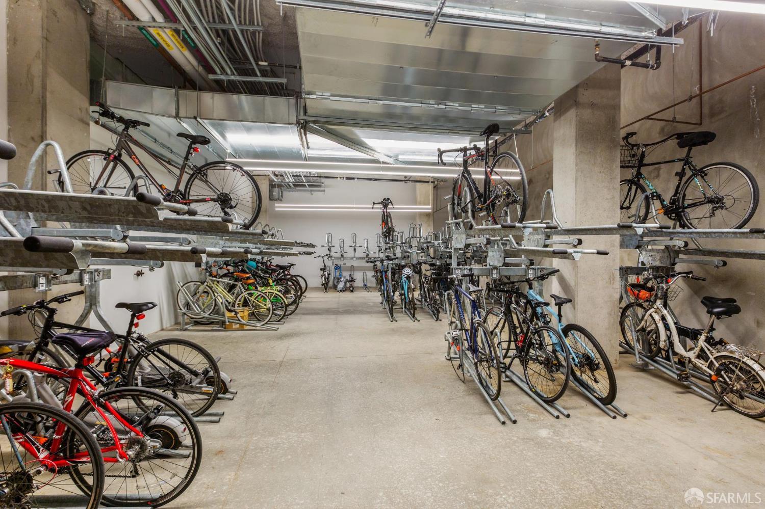 Photo #64: 425010610 Listing: Photo #64