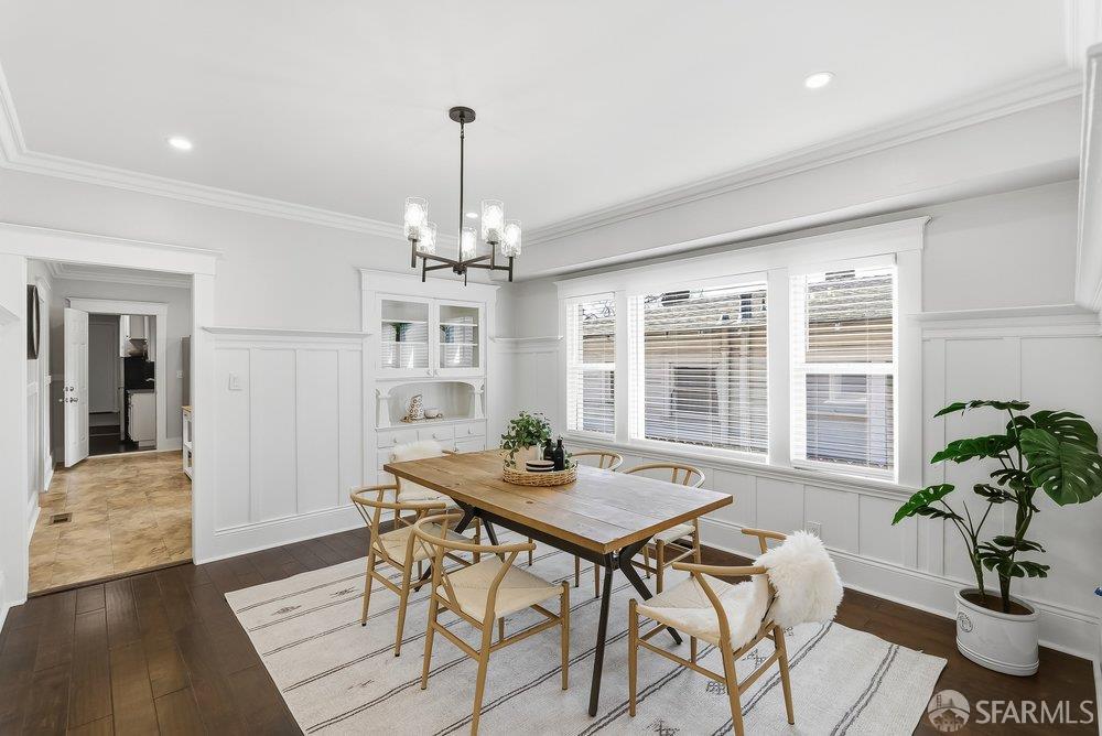 Detail Gallery Image 3 of 30 For 2040 Crosby Ave, Oakland,  CA 94601 - 4 Beds | 2 Baths