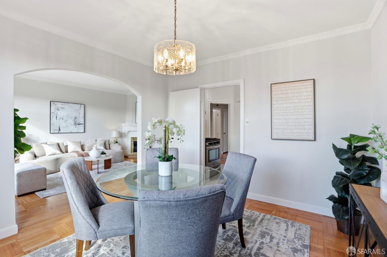 Detail Gallery Image 13 of 38 For 2442 44th Ave, San Francisco,  CA 94116 - 2 Beds | 1 Baths