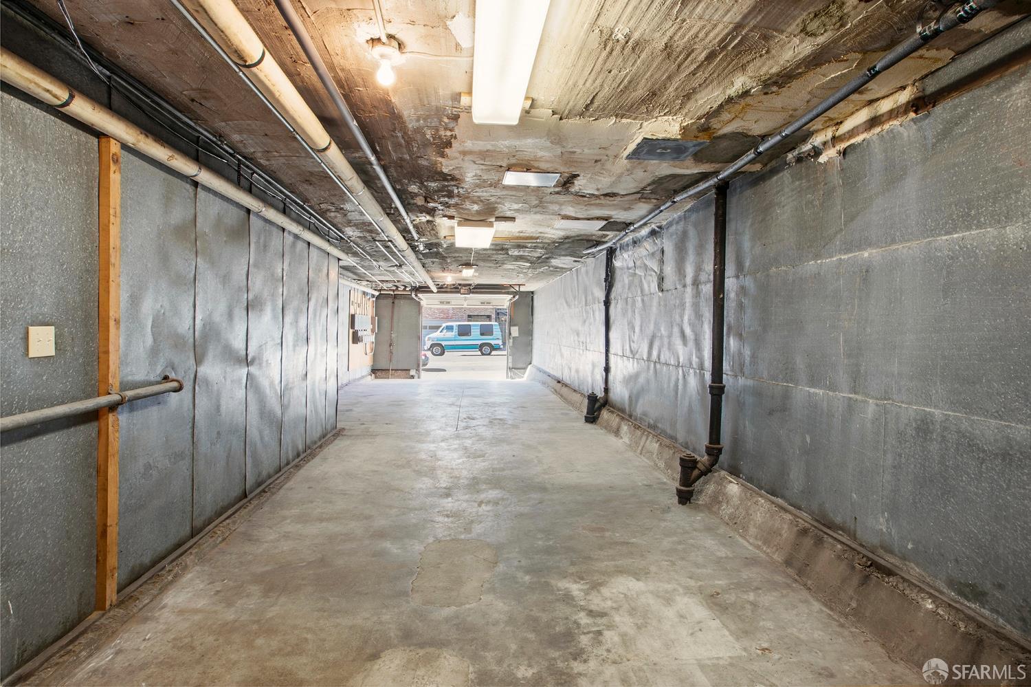 Detail Gallery Image 8 of 20 For 326 11th Ave, San Francisco,  CA 94118 - – Beds | – Baths