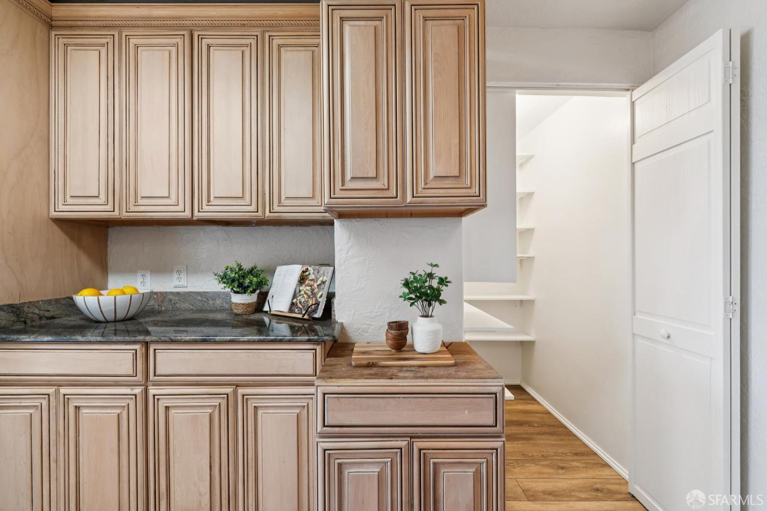 Detail Gallery Image 33 of 83 For 221 Cresta Vista Dr, San Francisco,  CA 94127 - 4 Beds | 3 Baths