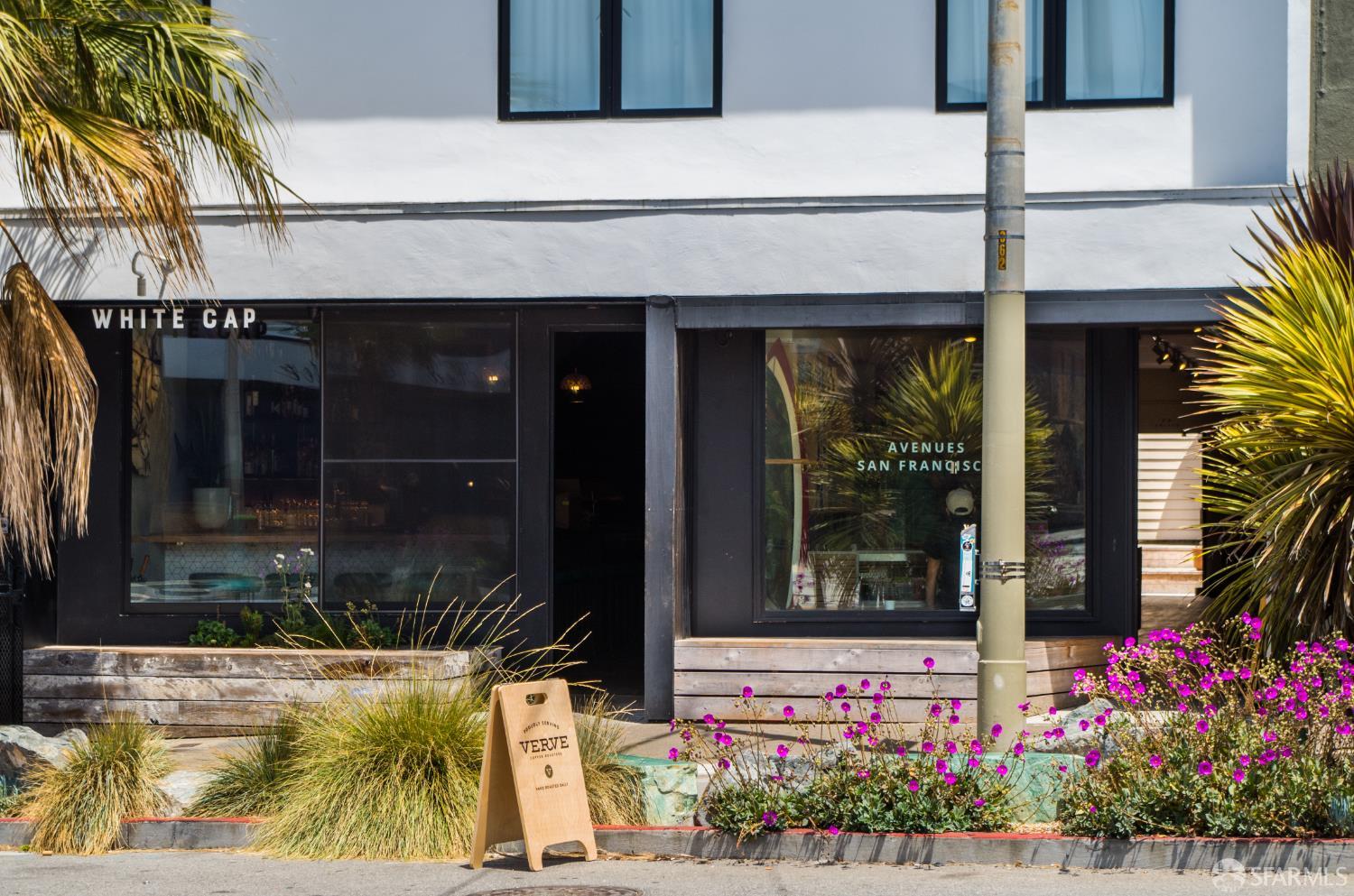 Detail Gallery Image 32 of 38 For 2442 44th Ave, San Francisco,  CA 94116 - 2 Beds | 1 Baths