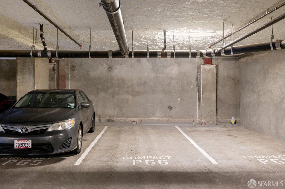 Photo #32: 426105815 Listing: Photo #32