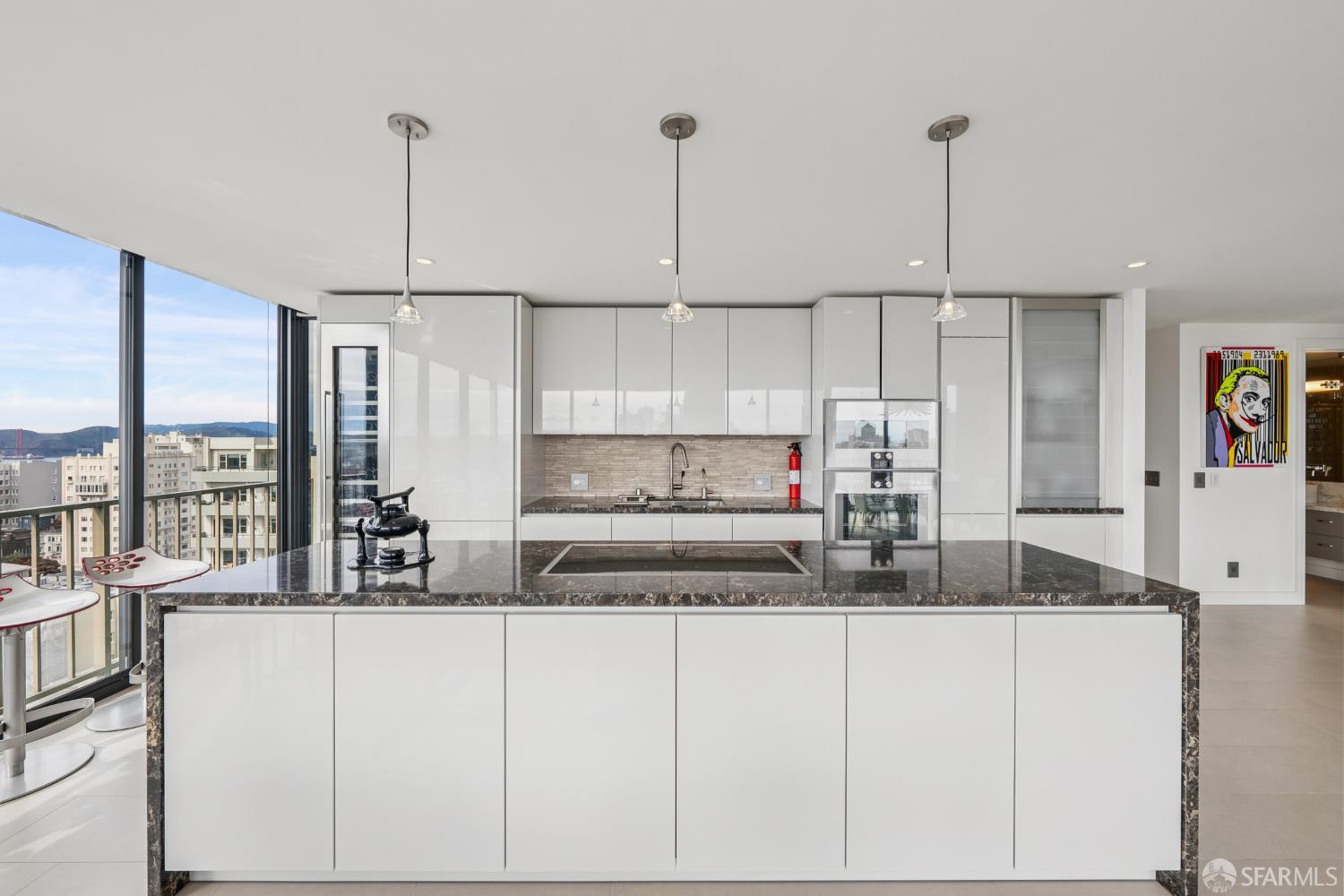 Detail Gallery Image 14 of 42 For 999 Green St #1702,  San Francisco,  CA 94133 - 3 Beds | 3 Baths