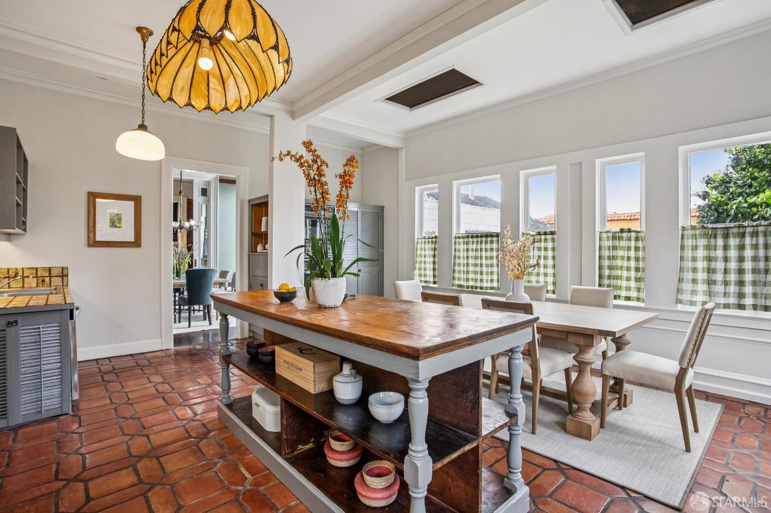 Detail Gallery Image 24 of 68 For 1556 Revere Ave, San Francisco,  CA 94124 - 5 Beds | 3 Baths