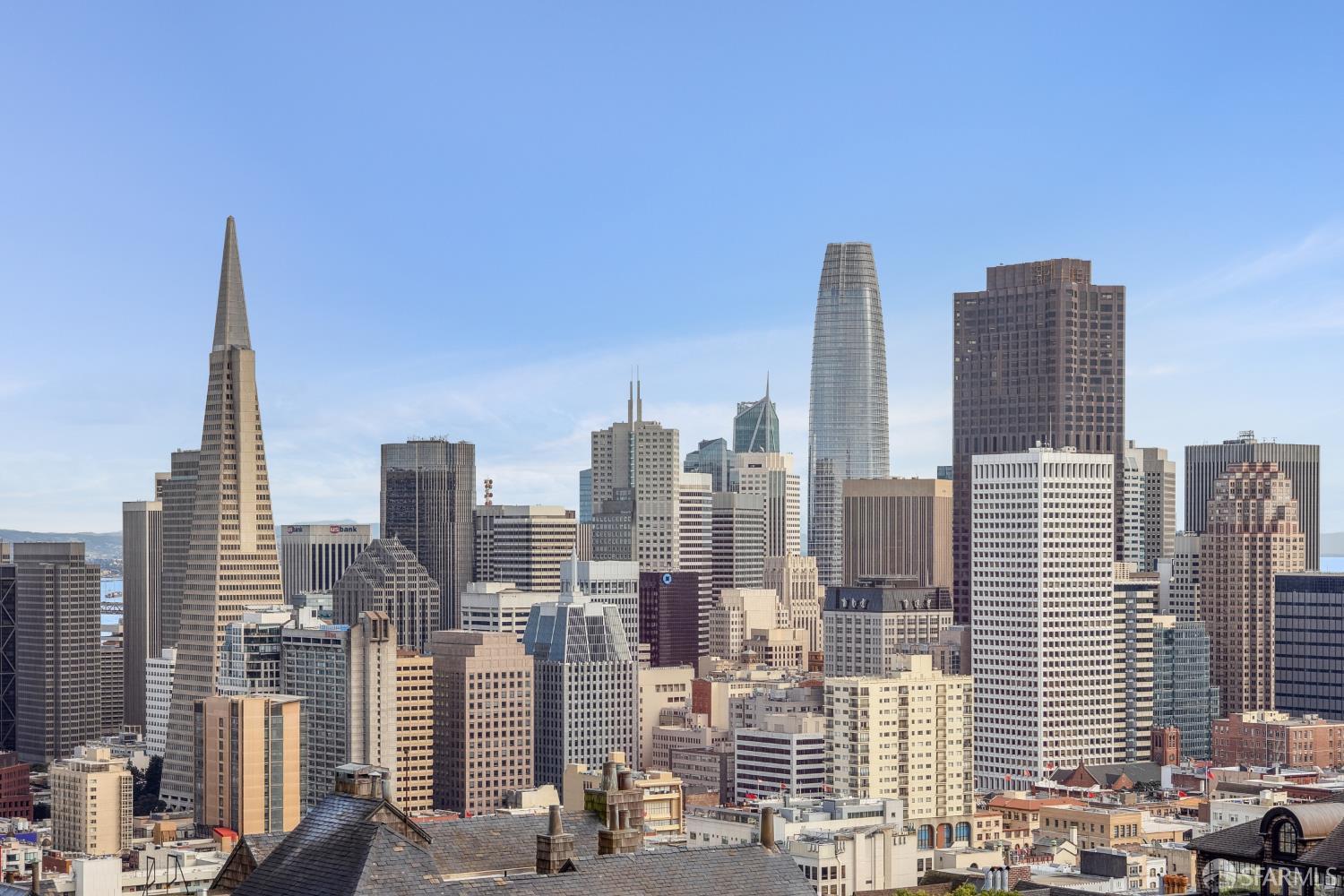 Detail Gallery Image 4 of 42 For 999 Green St #1702,  San Francisco,  CA 94133 - 3 Beds | 3 Baths