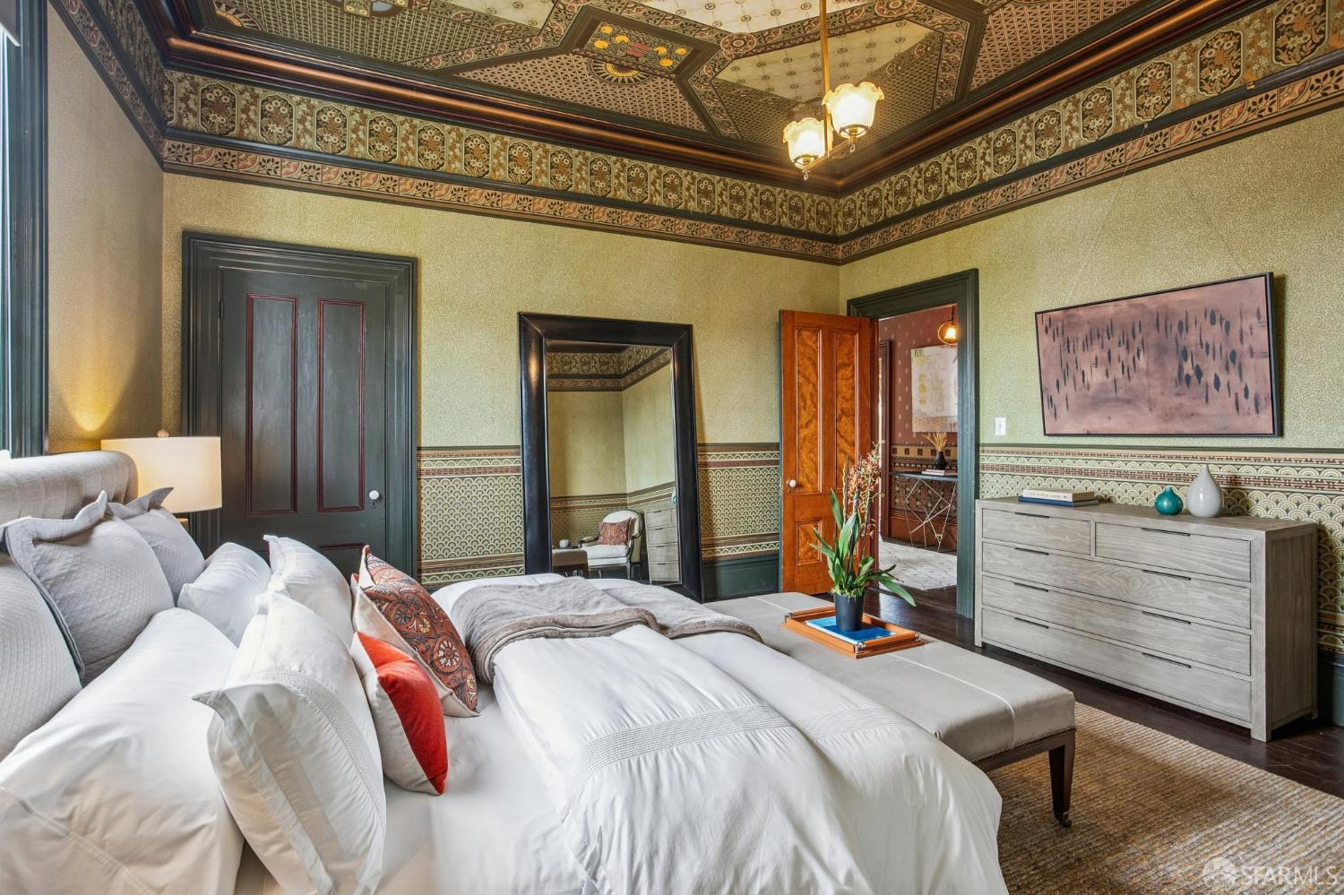 Detail Gallery Image 36 of 68 For 1556 Revere Ave, San Francisco,  CA 94124 - 5 Beds | 3 Baths