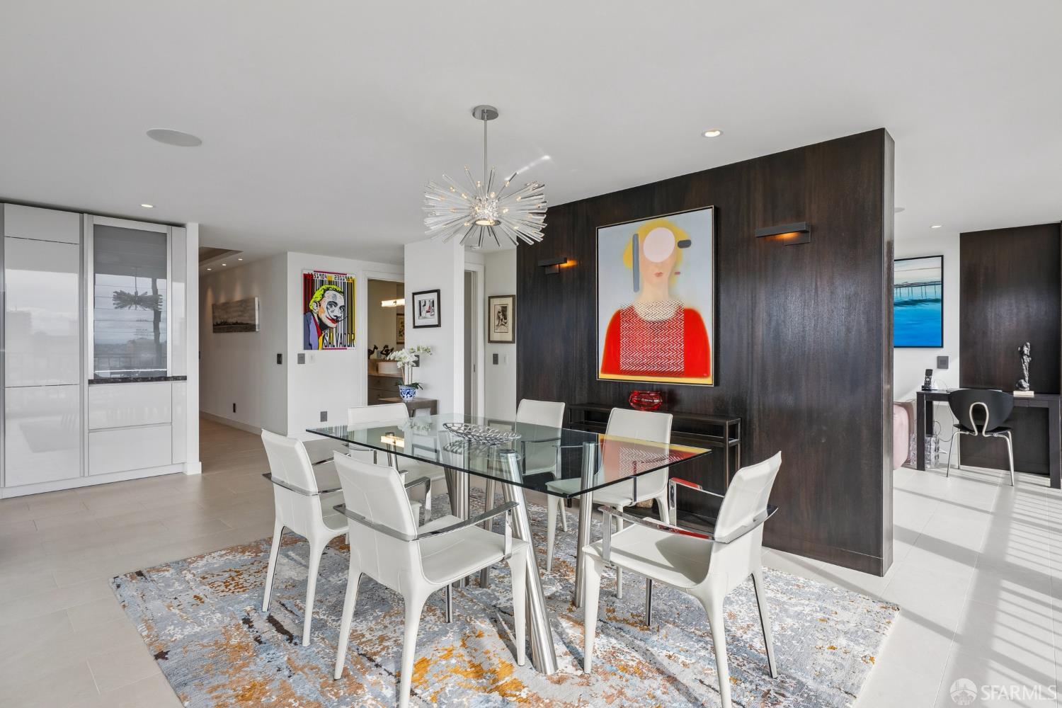 Detail Gallery Image 7 of 42 For 999 Green St #1702,  San Francisco,  CA 94133 - 3 Beds | 3 Baths