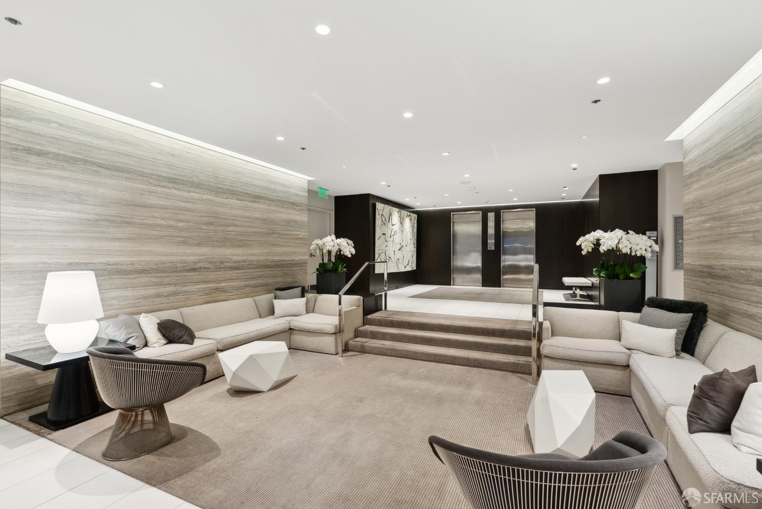 Detail Gallery Image 38 of 42 For 999 Green St #1702,  San Francisco,  CA 94133 - 3 Beds | 3 Baths