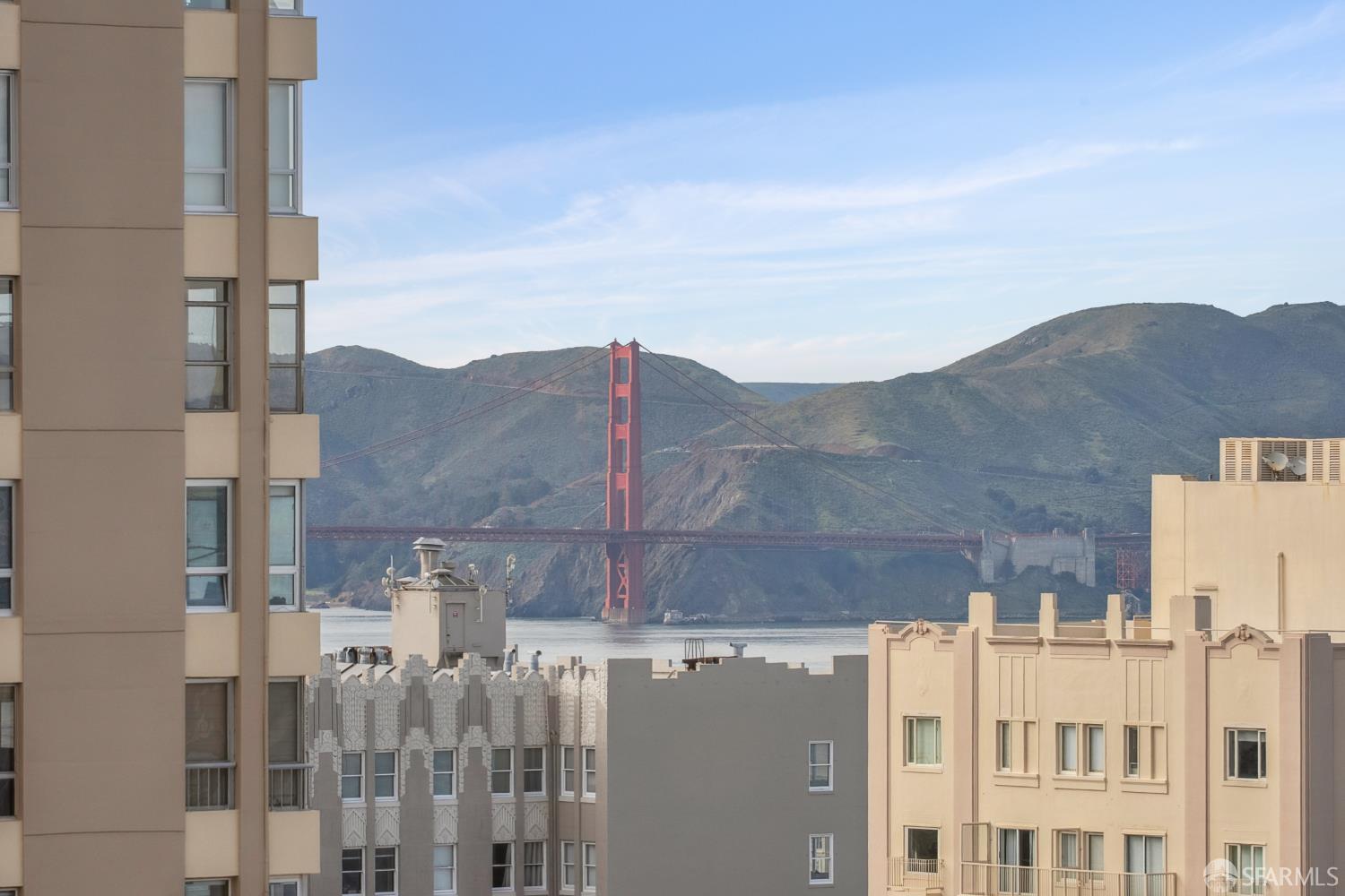 Detail Gallery Image 11 of 42 For 999 Green St #1702,  San Francisco,  CA 94133 - 3 Beds | 3 Baths