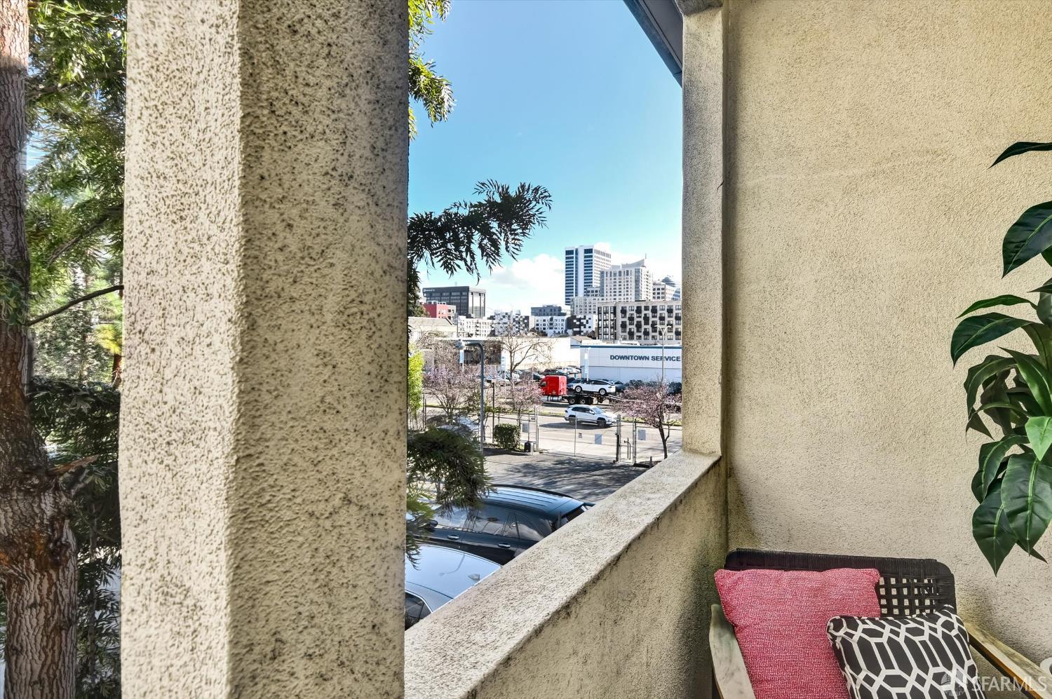 Detail Gallery Image 13 of 36 For 425 28th St #202A,  Oakland,  CA 94609 - 1 Beds | 1/1 Baths