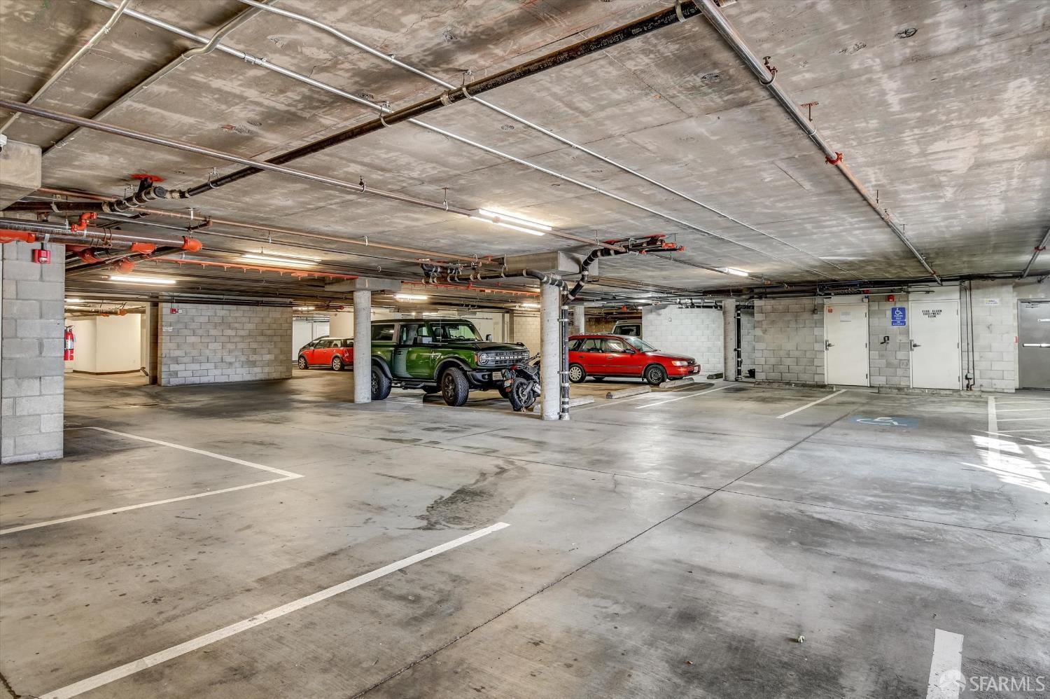 Detail Gallery Image 35 of 36 For 425 28th St #202A,  Oakland,  CA 94609 - 1 Beds | 1/1 Baths