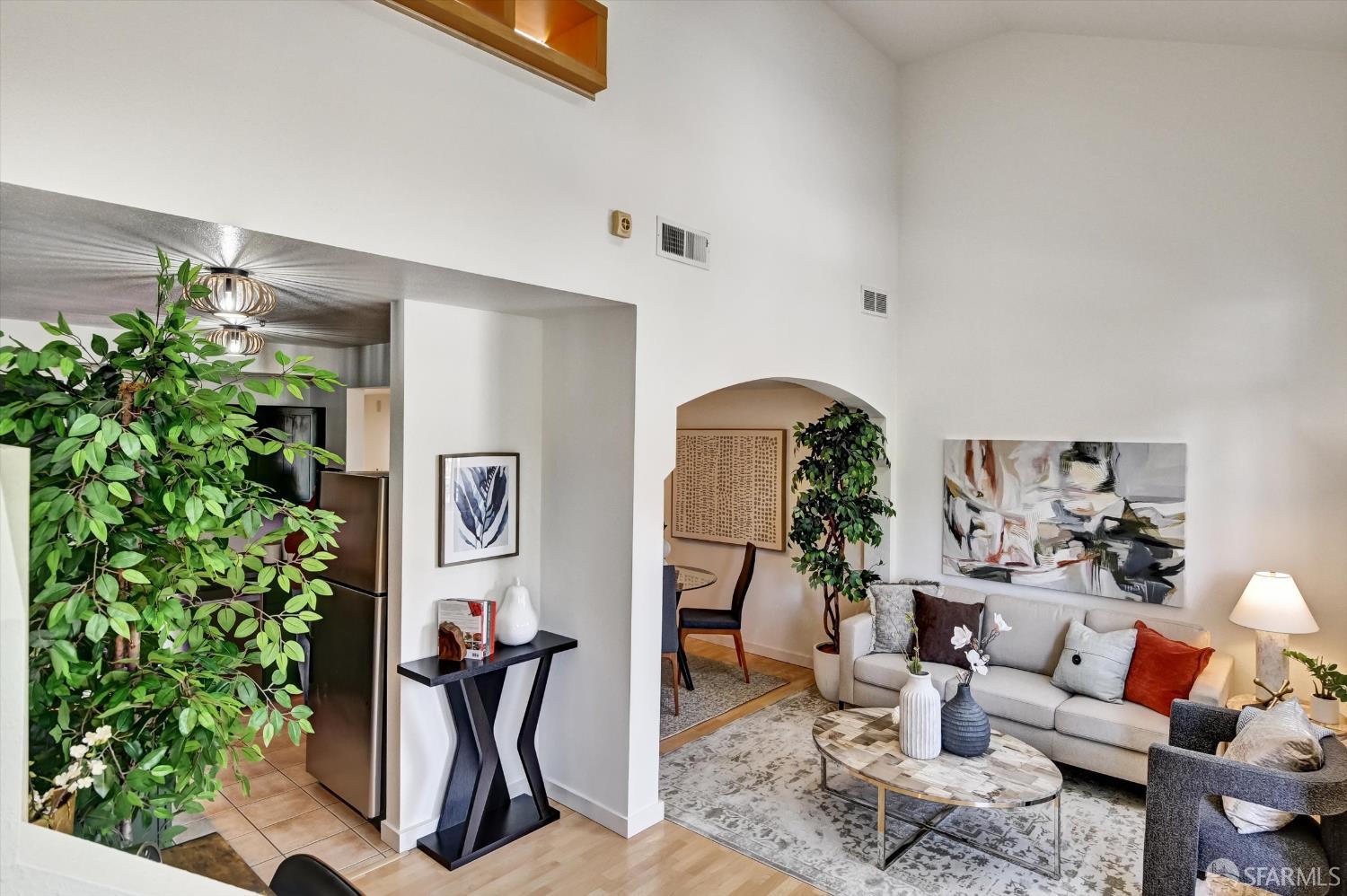 Detail Gallery Image 10 of 36 For 425 28th St #202A,  Oakland,  CA 94609 - 1 Beds | 1/1 Baths