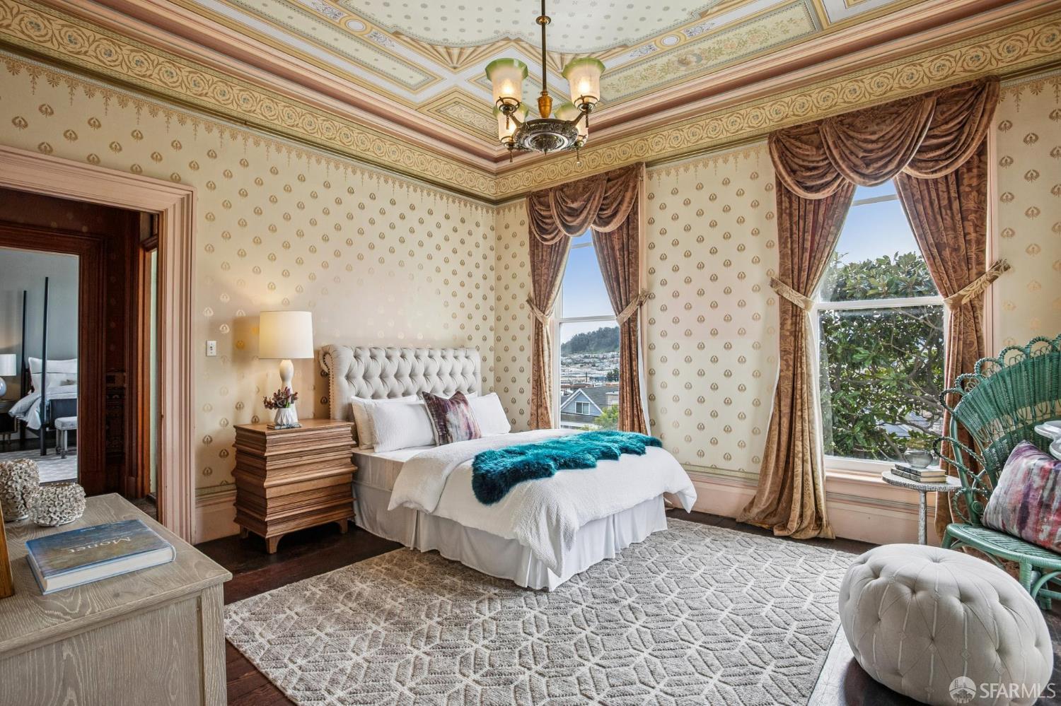 Detail Gallery Image 45 of 68 For 1556 Revere Ave, San Francisco,  CA 94124 - 5 Beds | 3 Baths