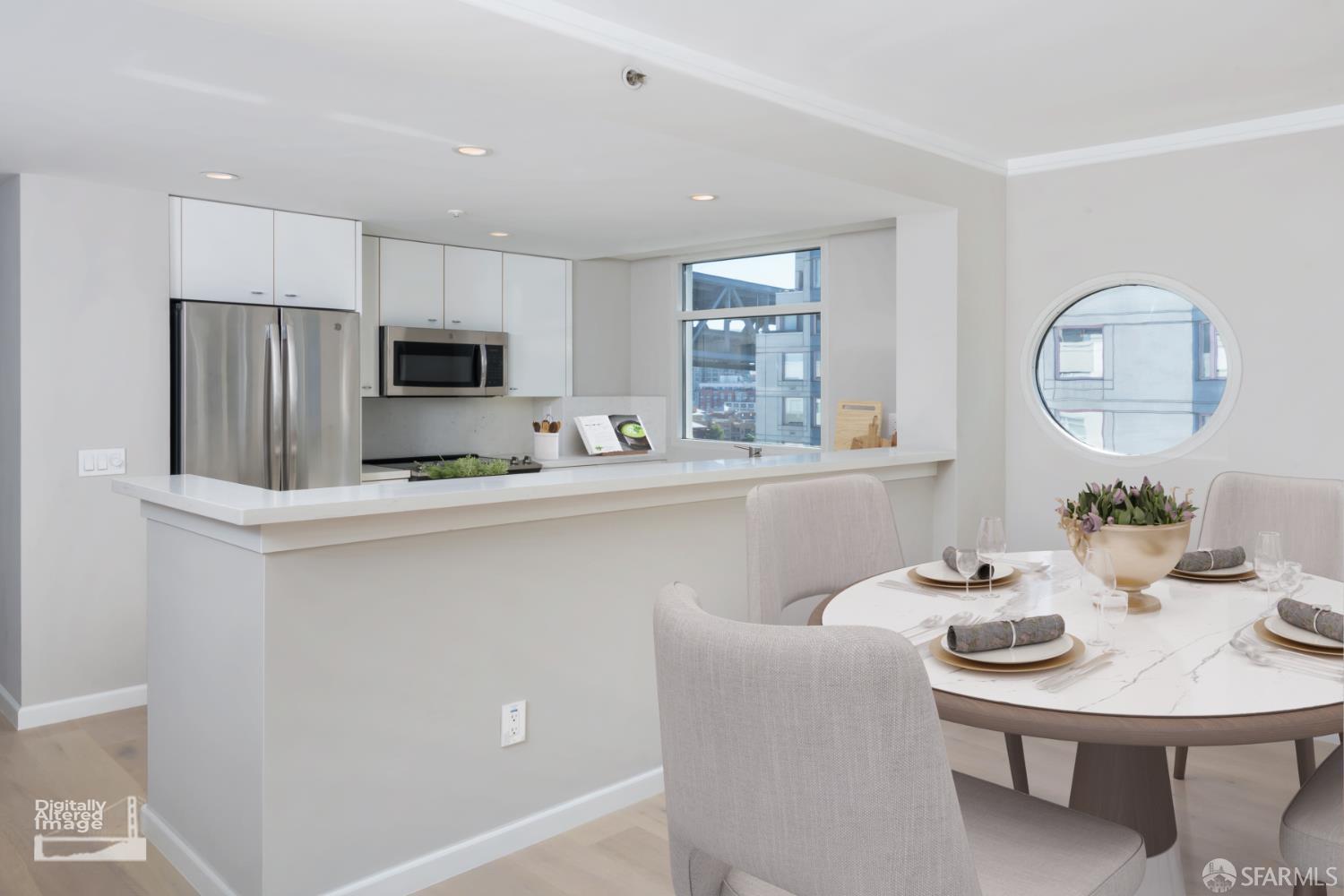 Photo #5: 426104709 Listing: Photo #5