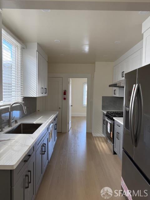 Detail Gallery Image 7 of 16 For 2362 35th Ave, San Francisco,  CA 94116 - 3 Beds | 1 Baths