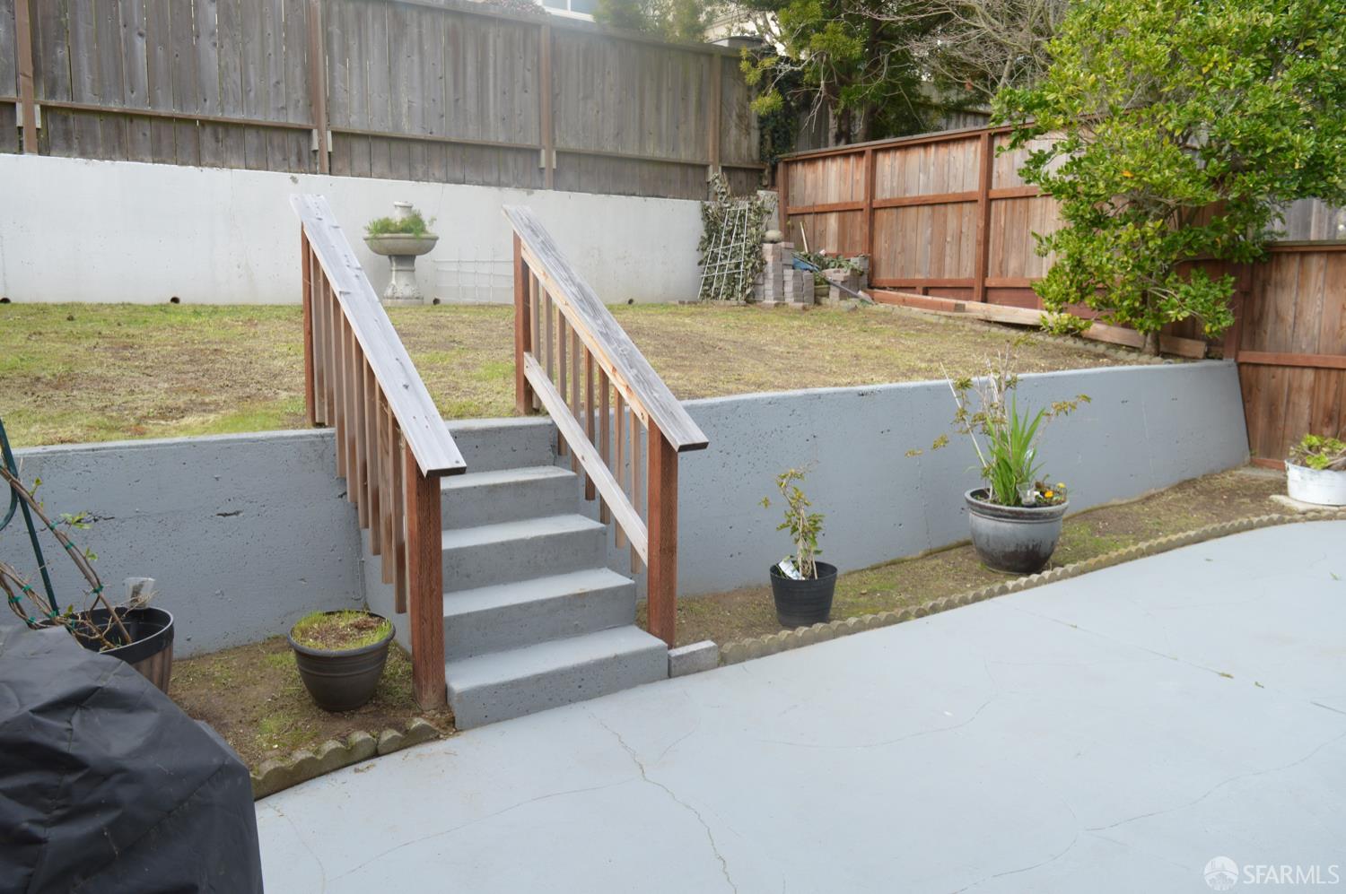 Detail Gallery Image 34 of 41 For 87 Lakemont Dr, Daly City,  CA 94015 - 3 Beds | 2 Baths