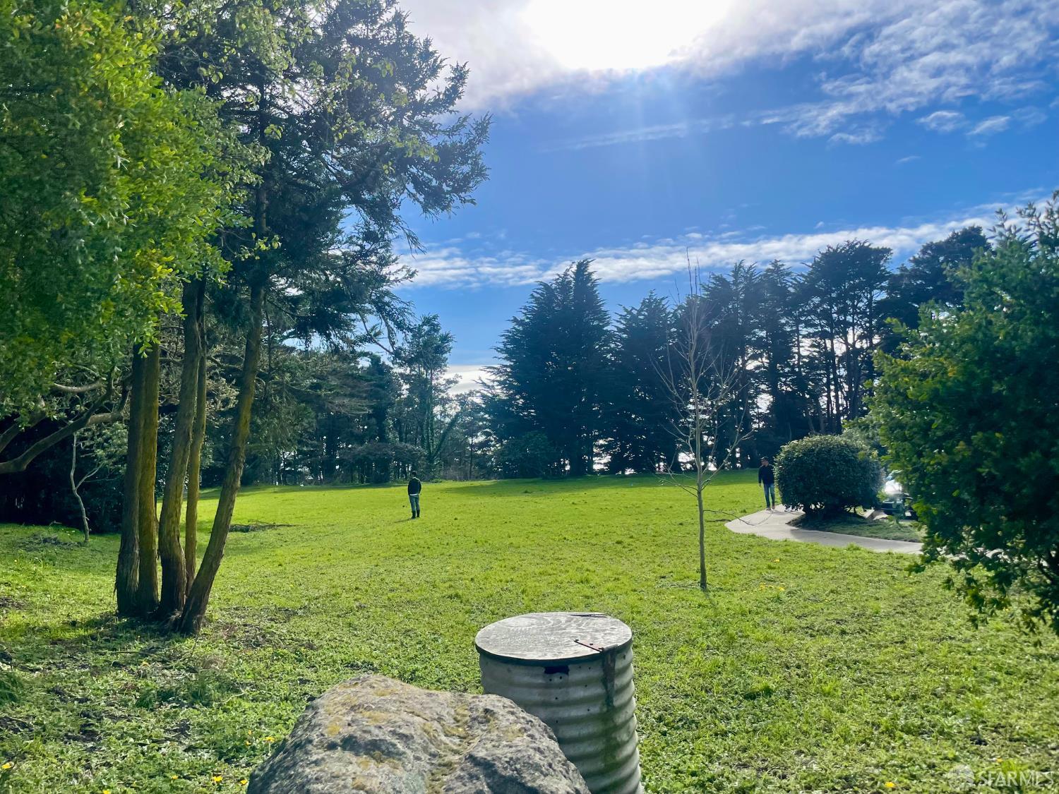 Detail Gallery Image 53 of 55 For 635 Parkview Cir, Pacifica,  CA 94044 - 4 Beds | 2 Baths