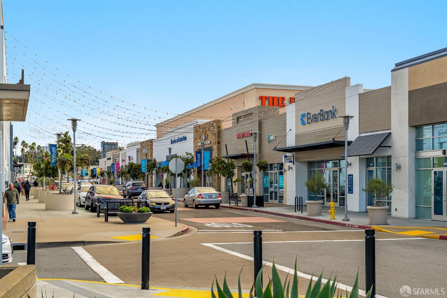 Detail Gallery Image 32 of 40 For 98 Lake Forest Dr, Daly City,  CA 94015 - 3 Beds | 2 Baths