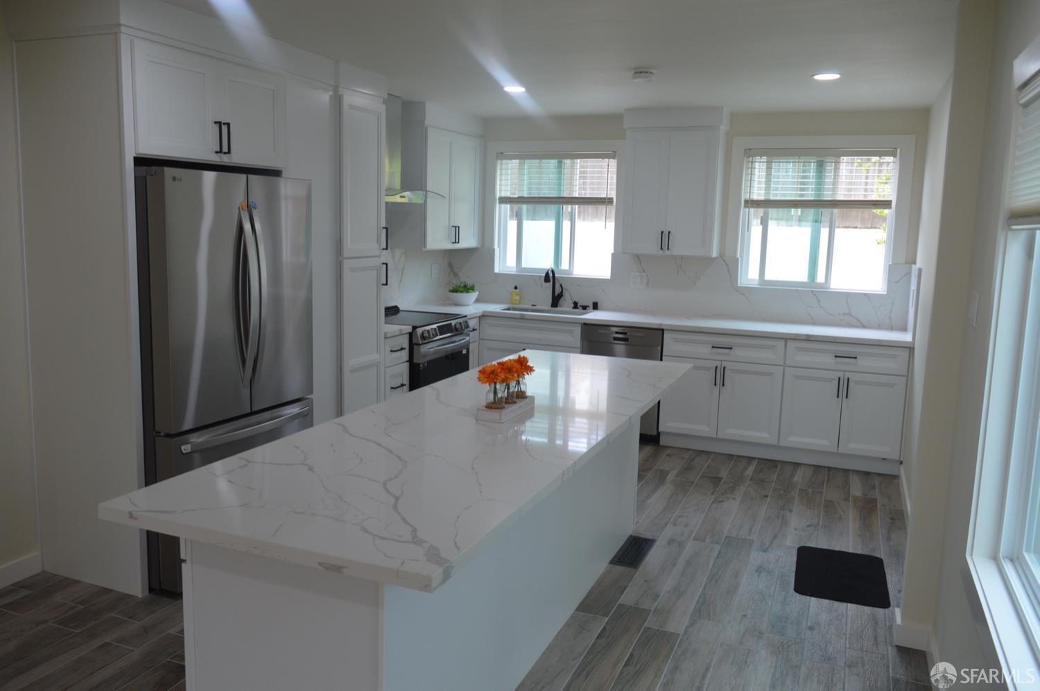 Detail Gallery Image 9 of 41 For 87 Lakemont Dr, Daly City,  CA 94015 - 3 Beds | 2 Baths