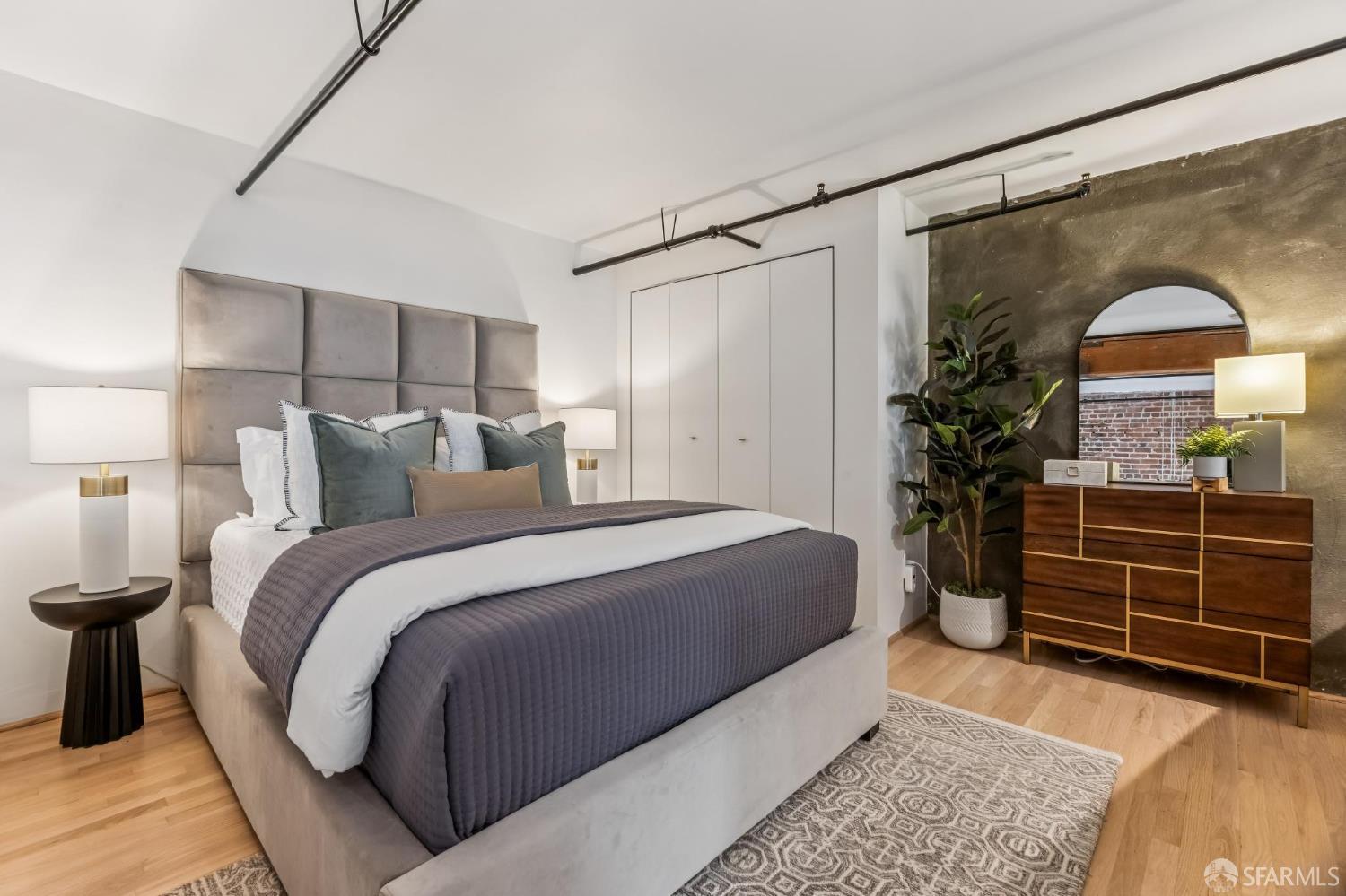 Photo #17: 425022753 Listing: Photo #17