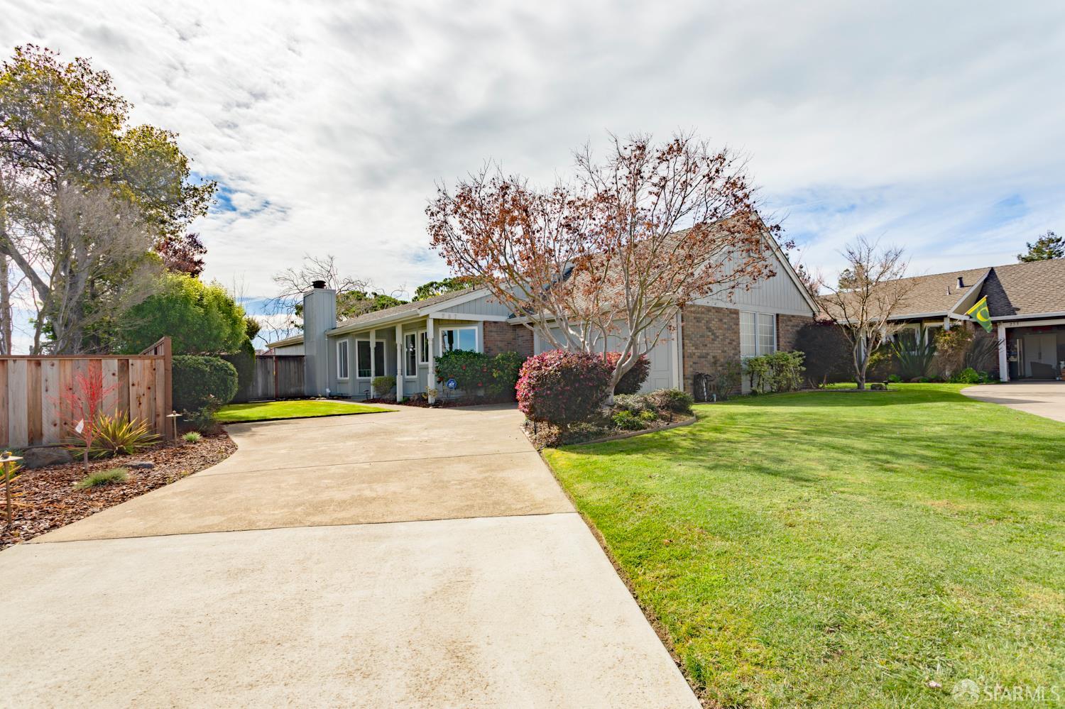 Detail Gallery Image 25 of 31 For 267 Ennismore Ct, Alameda,  CA 94502 - 3 Beds | 2 Baths