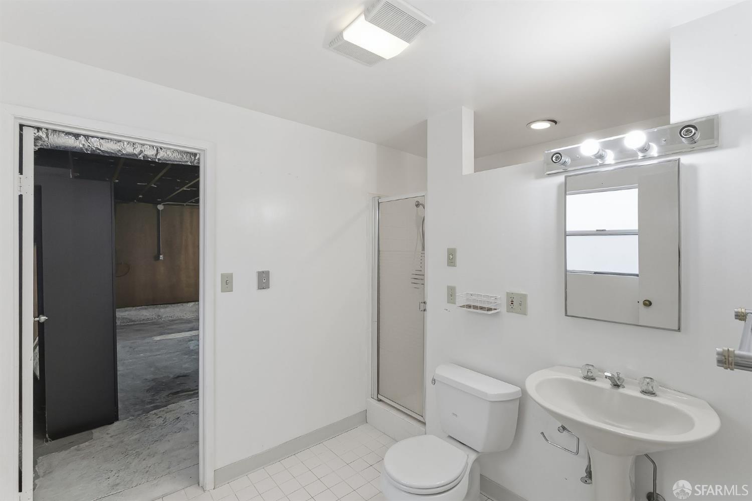 Detail Gallery Image 24 of 40 For 98 Lake Forest Dr, Daly City,  CA 94015 - 3 Beds | 2 Baths