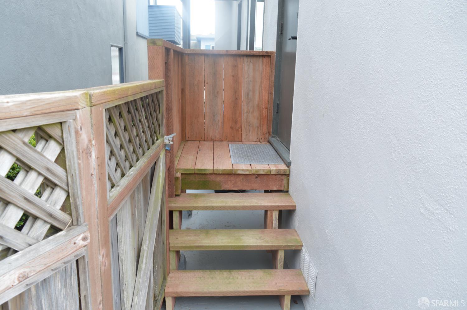 Detail Gallery Image 31 of 41 For 87 Lakemont Dr, Daly City,  CA 94015 - 3 Beds | 2 Baths