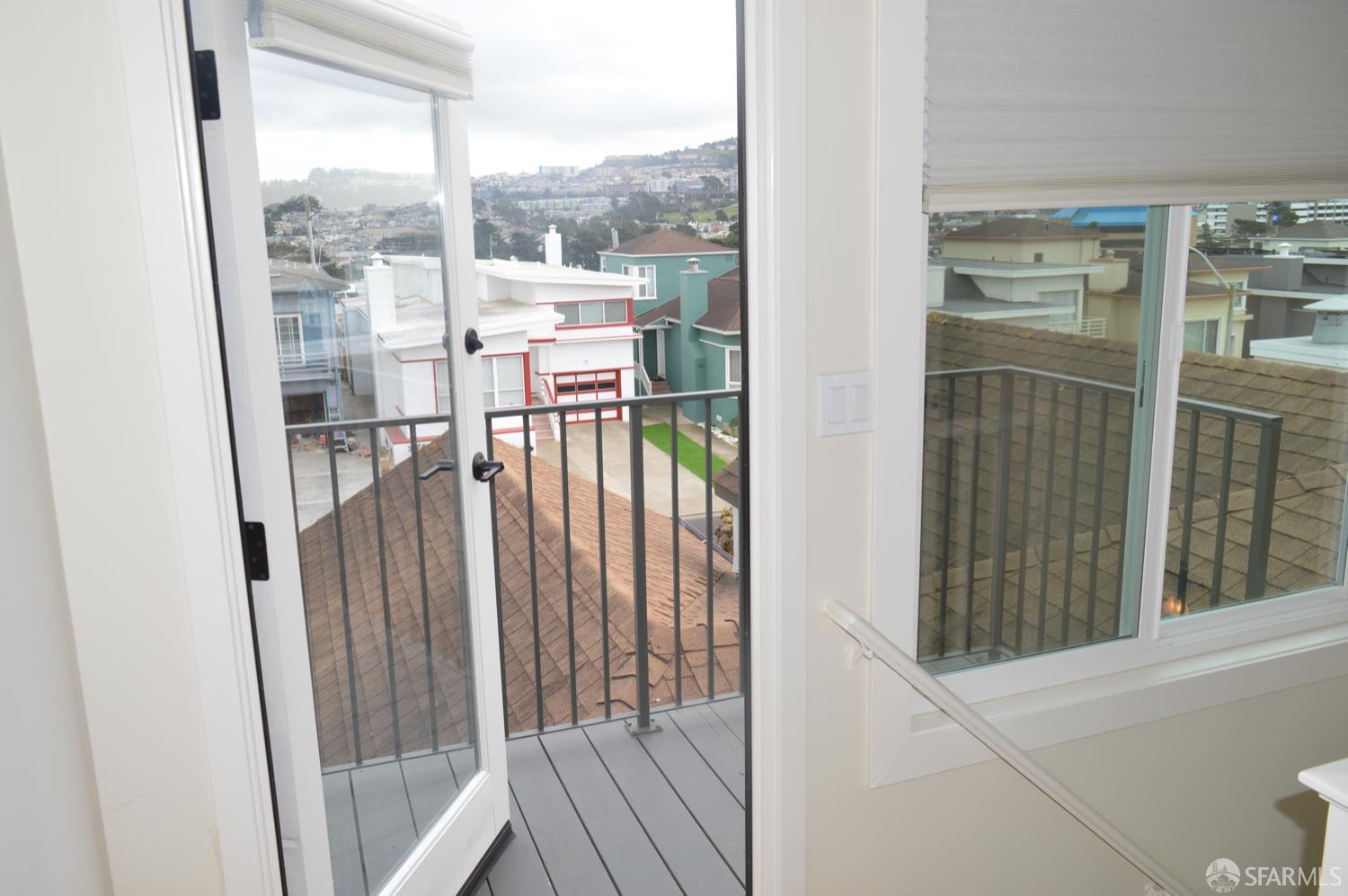 Detail Gallery Image 27 of 41 For 87 Lakemont Dr, Daly City,  CA 94015 - 3 Beds | 2 Baths