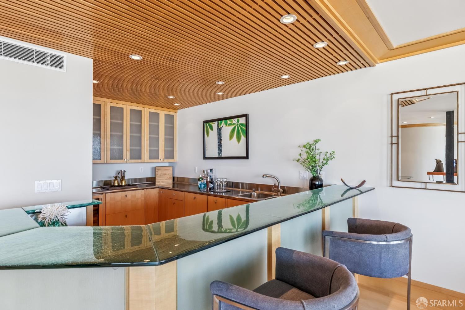 Photo #19: 426106208 Listing: Photo #19