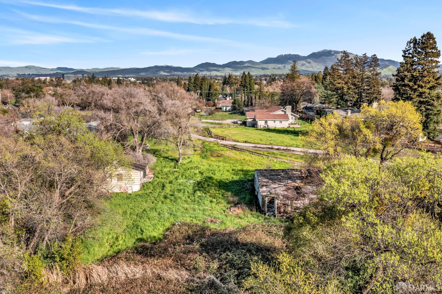 Detail Gallery Image 3 of 10 For 2641 Larkey Ln, Walnut Creek,  CA 94597 - – Beds | – Baths