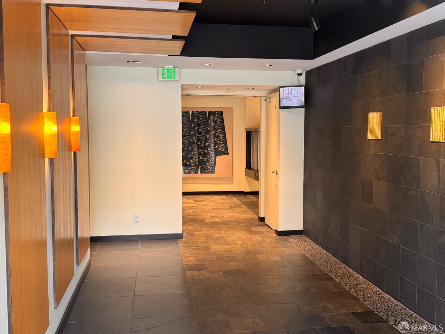 Detail Gallery Image 5 of 6 For 1600 Webster St #C2,  San Francisco,  CA 94115 - – Beds | – Baths