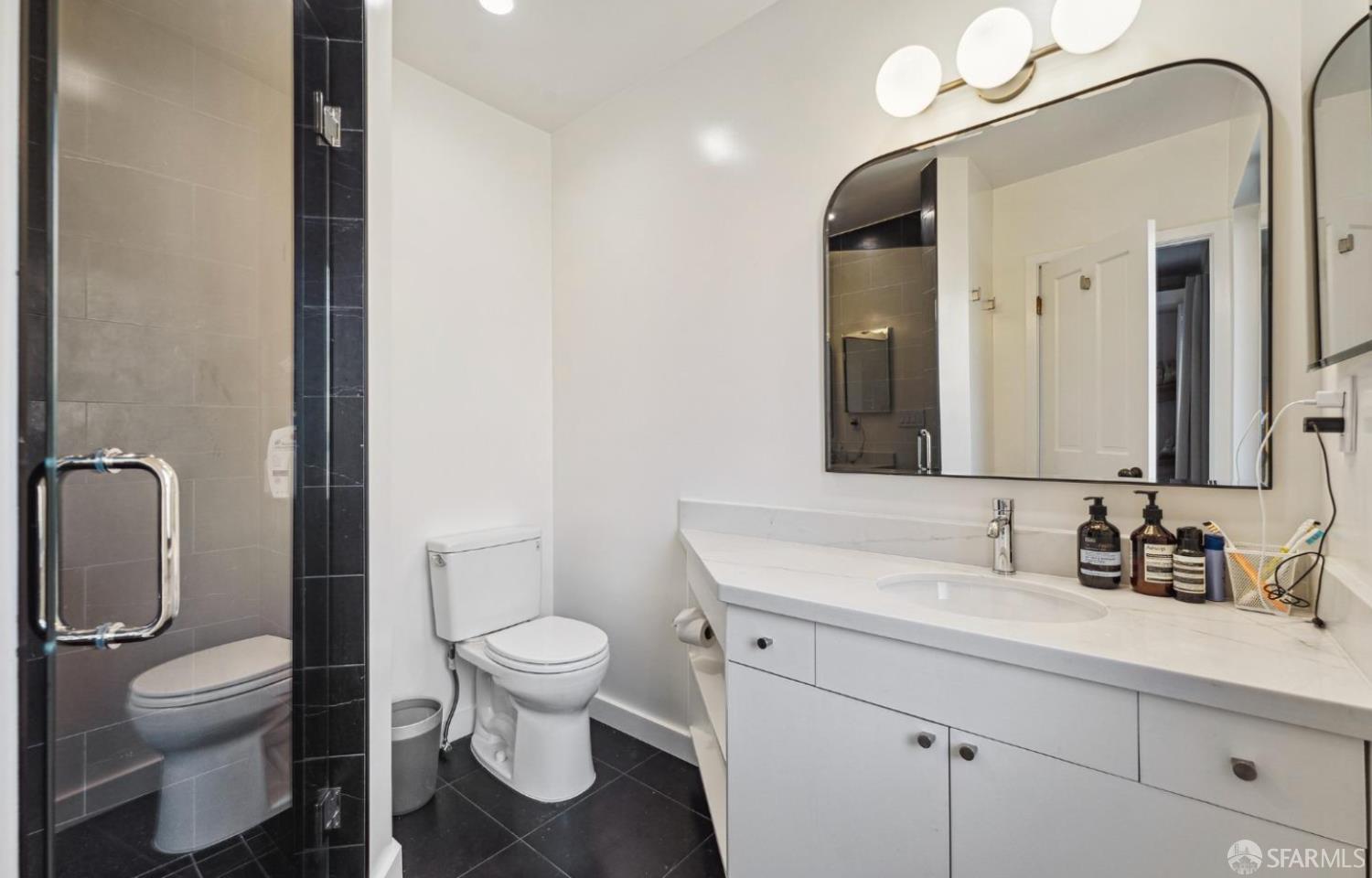 Photo #6: 426106053 Listing: Photo #6