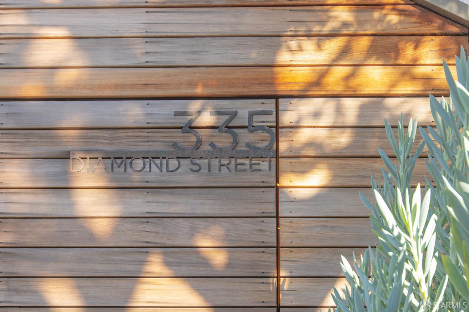 Detail Gallery Image 94 of 99 For 335 Diamond St, San Francisco,  CA 94114 - 2 Beds | 3 Baths