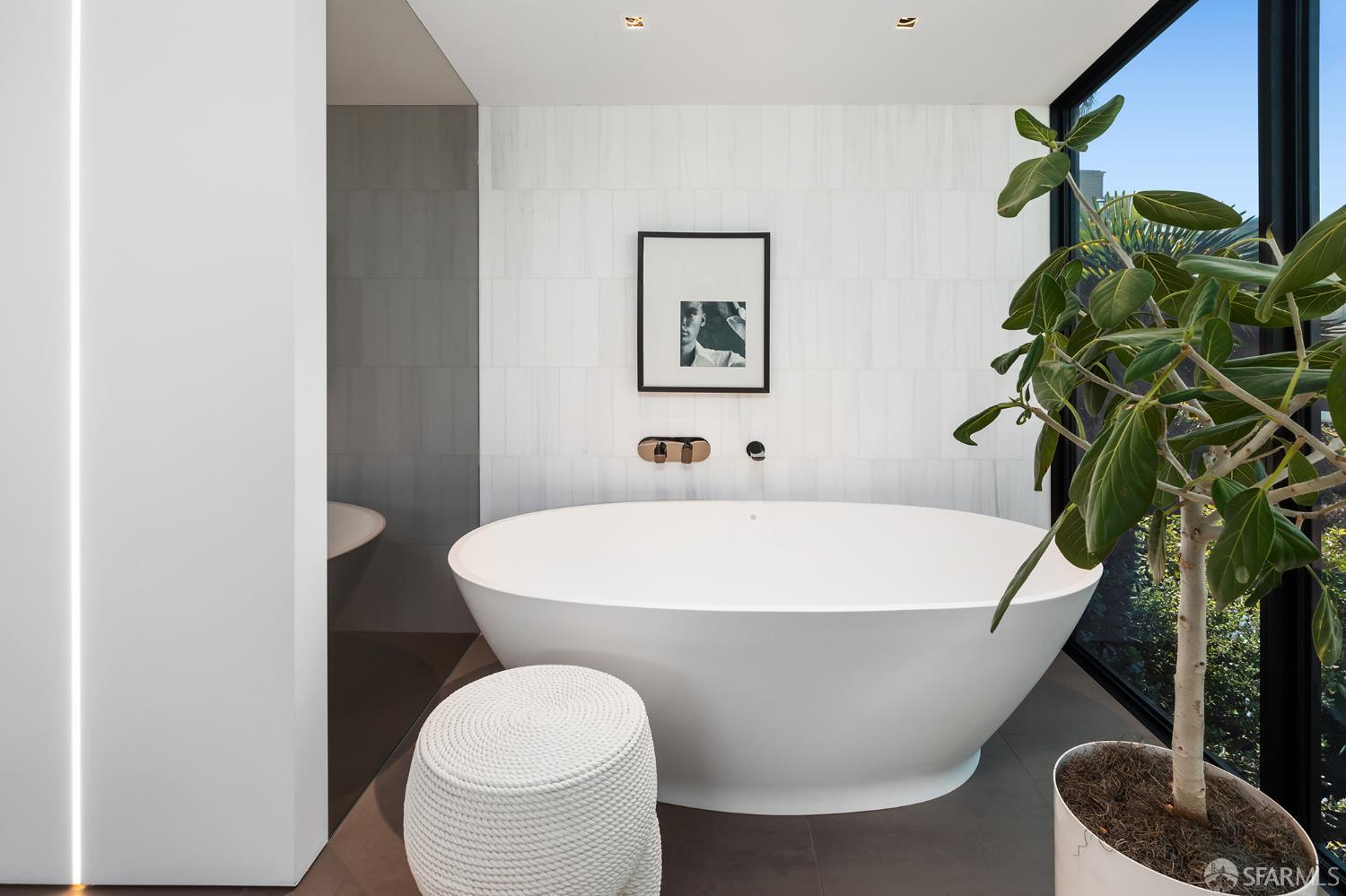 Detail Gallery Image 46 of 99 For 335 Diamond St, San Francisco,  CA 94114 - 2 Beds | 3 Baths