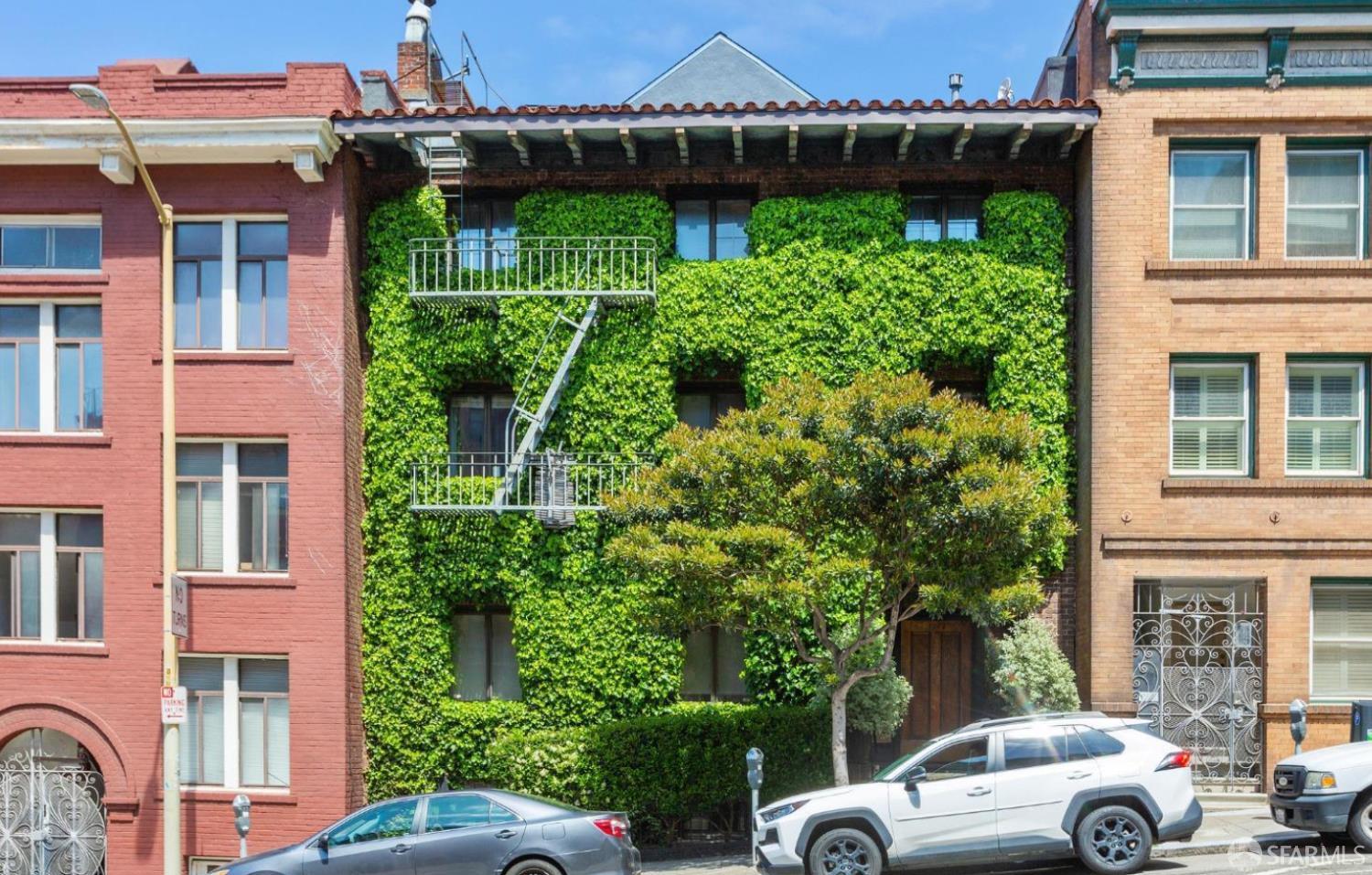 Photo #1: 426106053 Listing: Photo #1