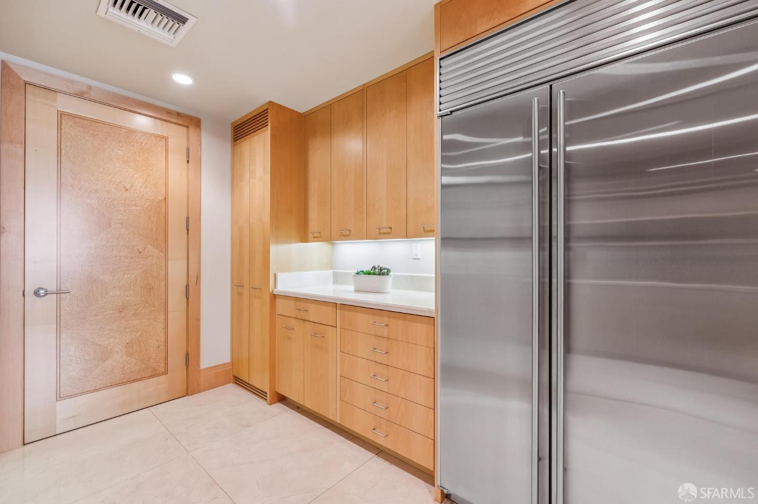 Photo #34: 426106208 Listing: Photo #34