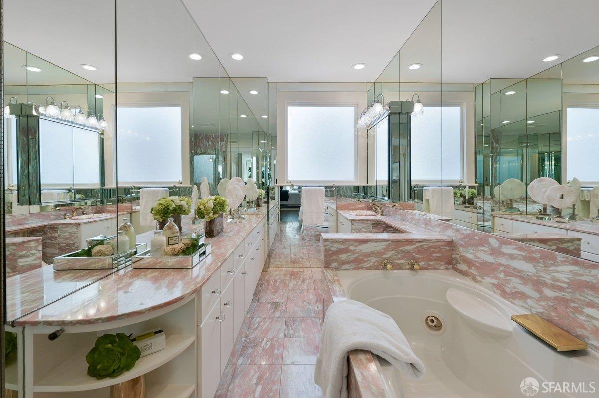 Photo #25: 426105983 Listing: Photo #25