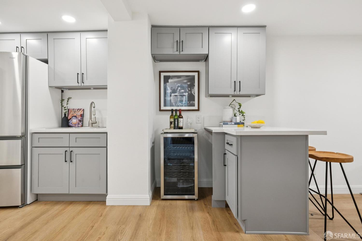 Detail Gallery Image 32 of 83 For 3369 Cesar Chavez St, San Francisco,  CA 94110 - 4 Beds | 4 Baths