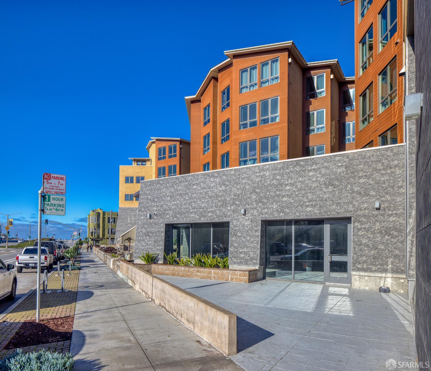 Detail Gallery Image 16 of 83 For 3535 Wawona St, San Francisco,  CA 94116 - – Beds | – Baths