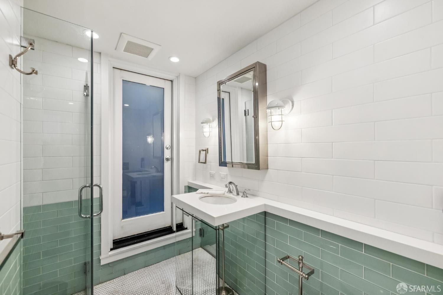 Detail Gallery Image 37 of 59 For 1262 Sacramento St, San Francisco,  CA 94108 - – Beds | – Baths