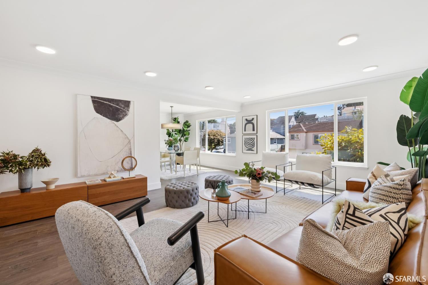 Detail Gallery Image 3 of 27 For 118 Ortega St, San Francisco,  CA 94122 - 4 Beds | 3 Baths