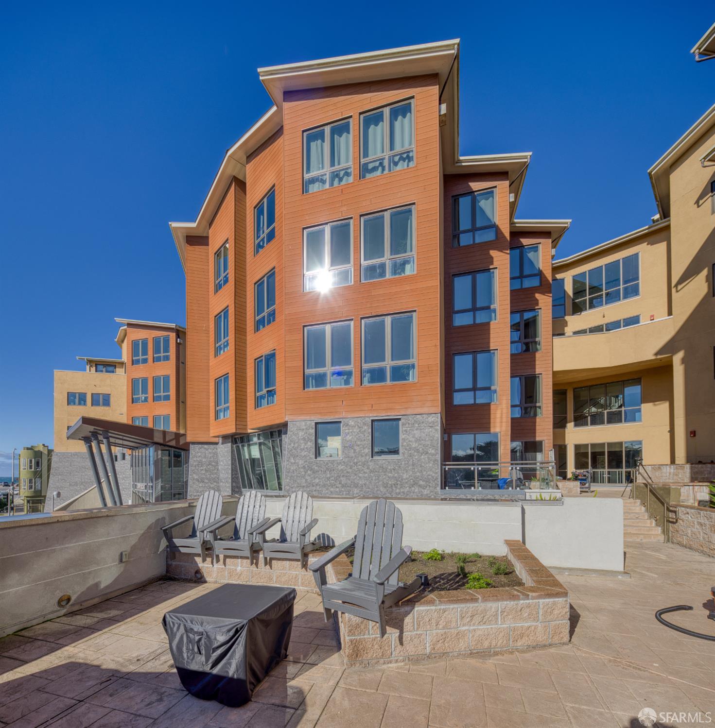 Detail Gallery Image 40 of 83 For 3535 Wawona St, San Francisco,  CA 94116 - – Beds | – Baths